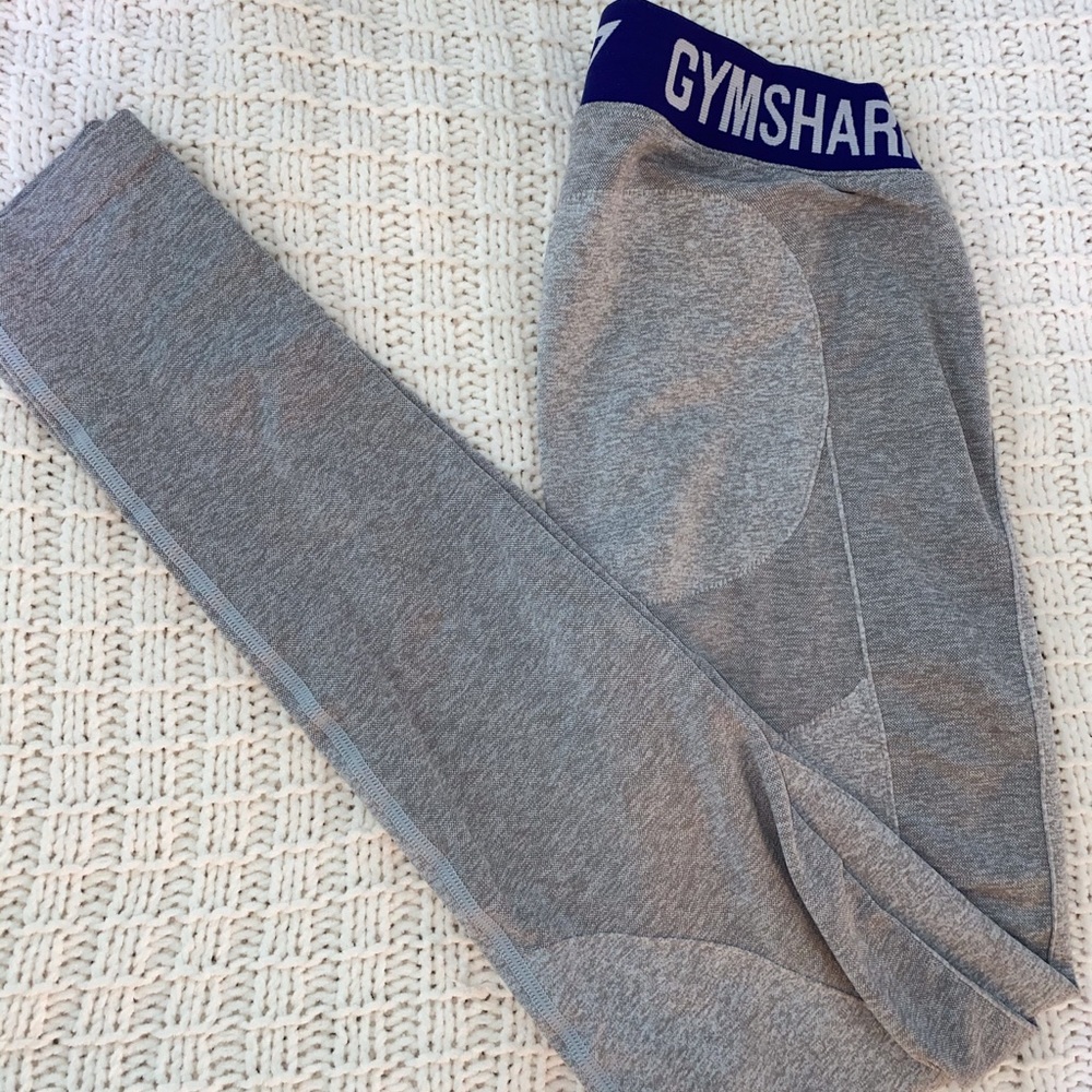 Women’s gym shark grey flex leggings